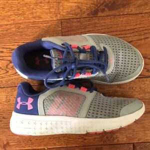 Size 1.5 girls Under Armour sneakers